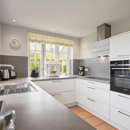 Haus Weitblick Holiday home Alkersum