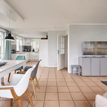Haus Weitblick * Alkersum
